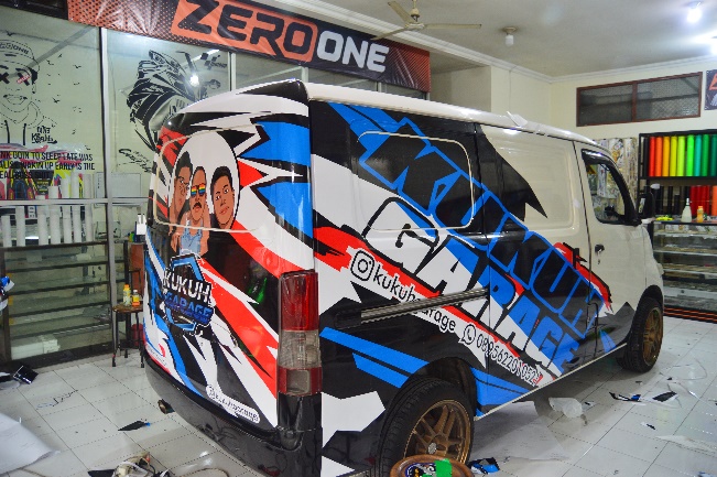 Pengerjaan-Branding-Stiker-Mobil